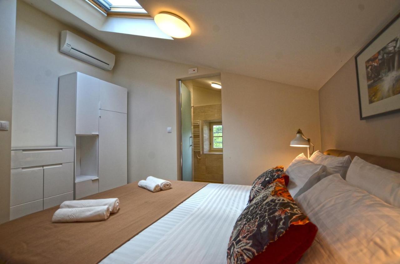 App & Rooms Juraga Бале Екстер'єр фото